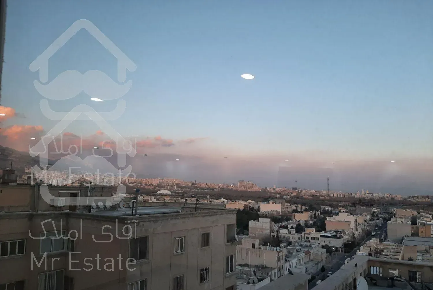 آپارتمان ۳ خواب برج شهرک چشمه