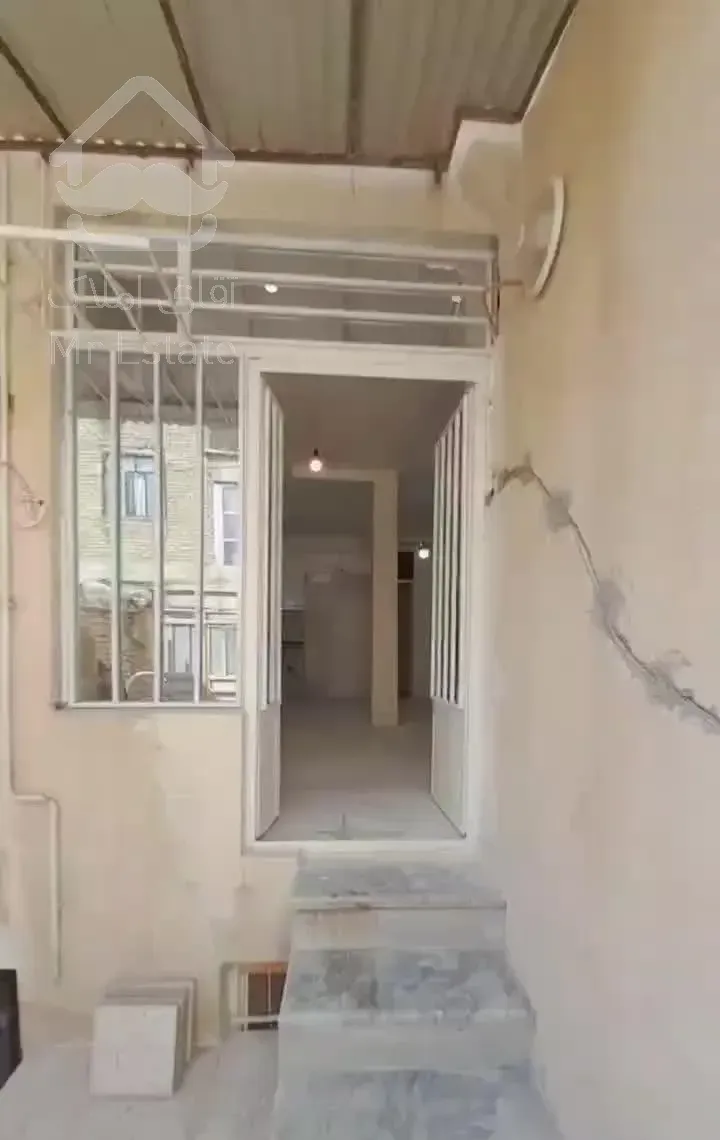 خانه80متری حیاط دار راه جدا