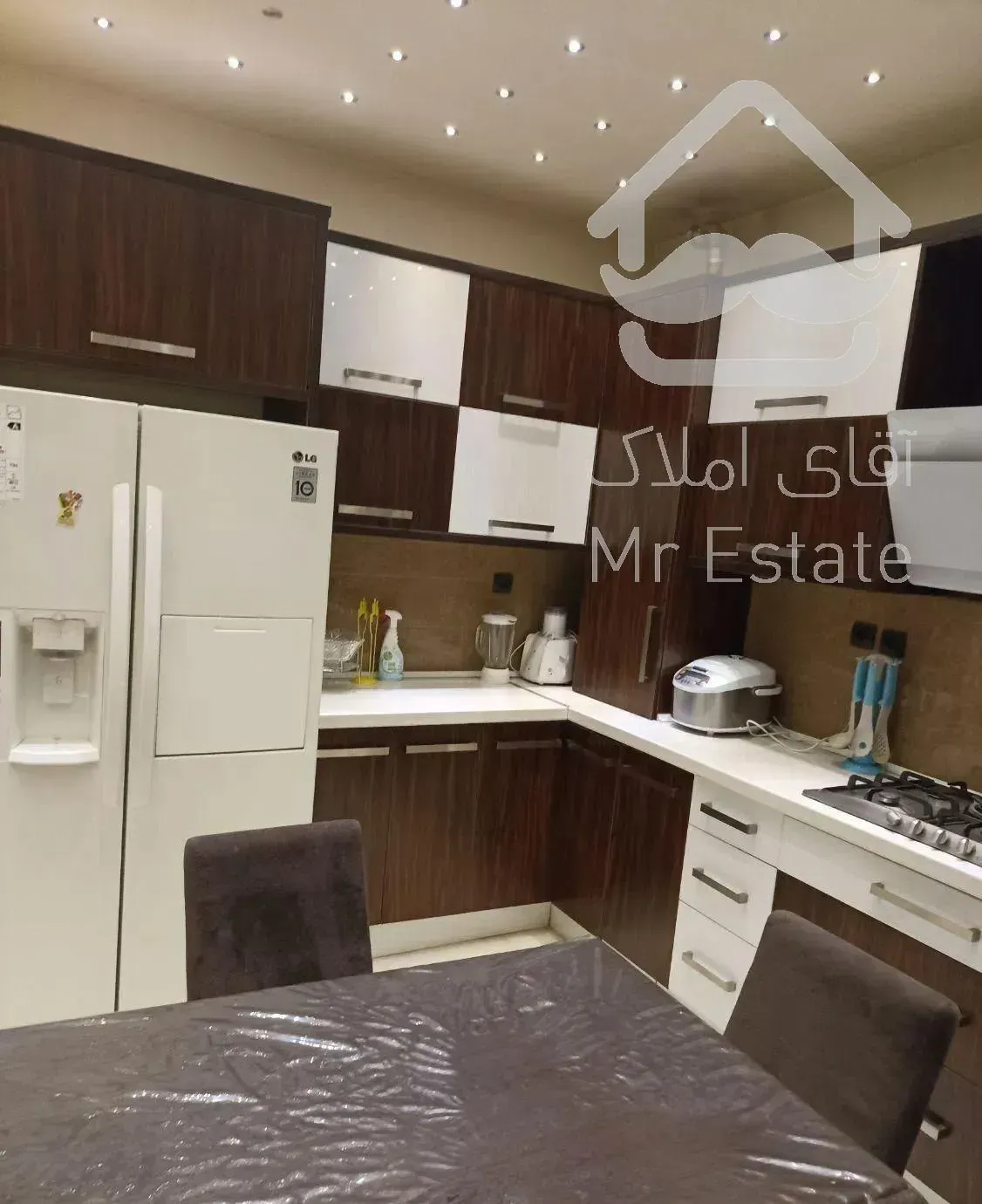 ۲۰۰ متر مبله / کامرانیه شمالی / مشاعات آبی فعال