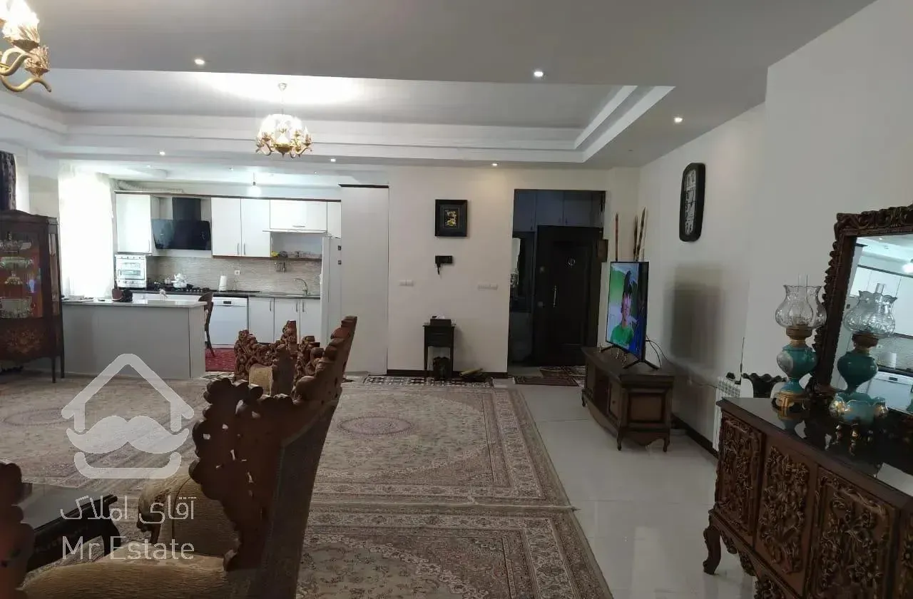 ۱۵۰متر آپارتمان  ، ۳خوابه  ، طرشت ،  شیک