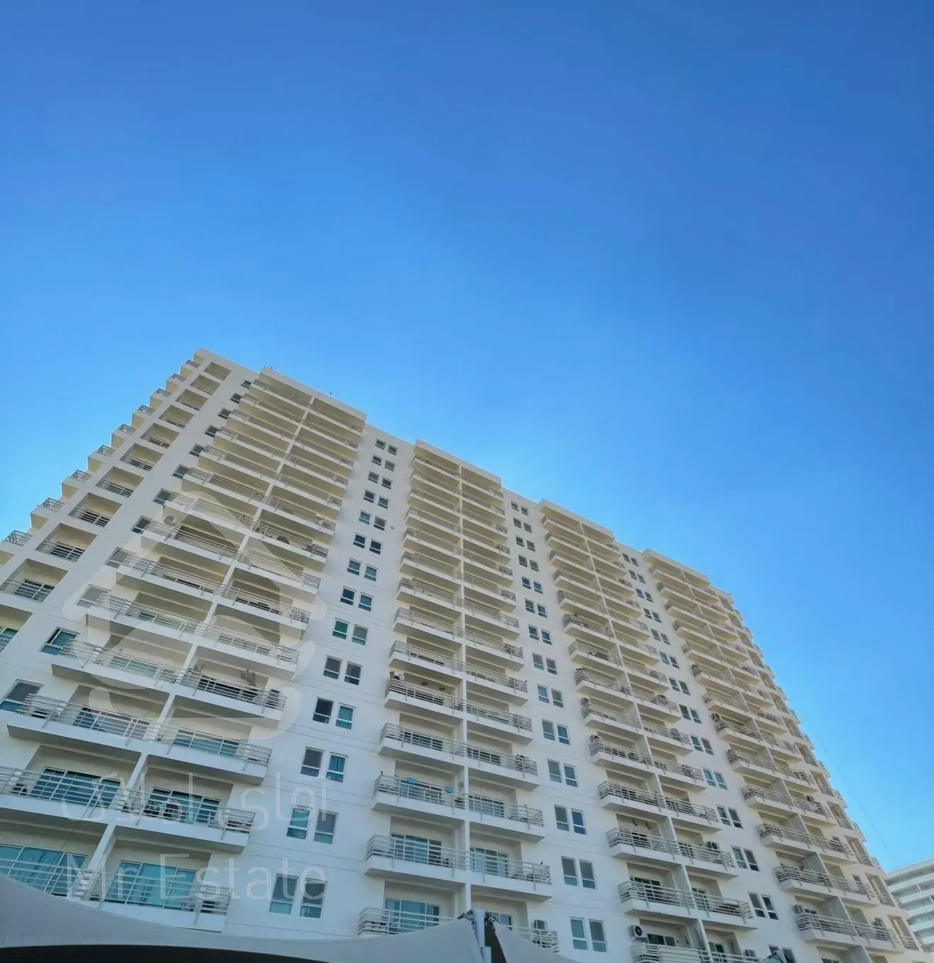 ۵۷متری سند تک برگ / برج دامون کیش ایر