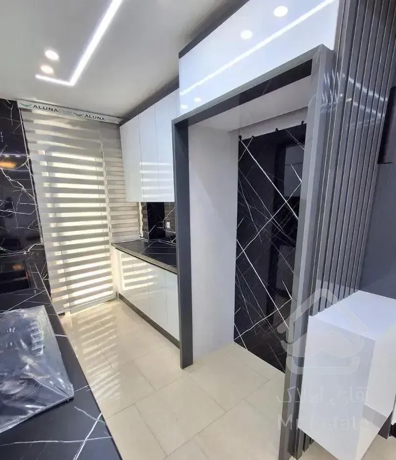 48متر/پارکینگ و انباری/ سند دار/ لوکیشن مناسب