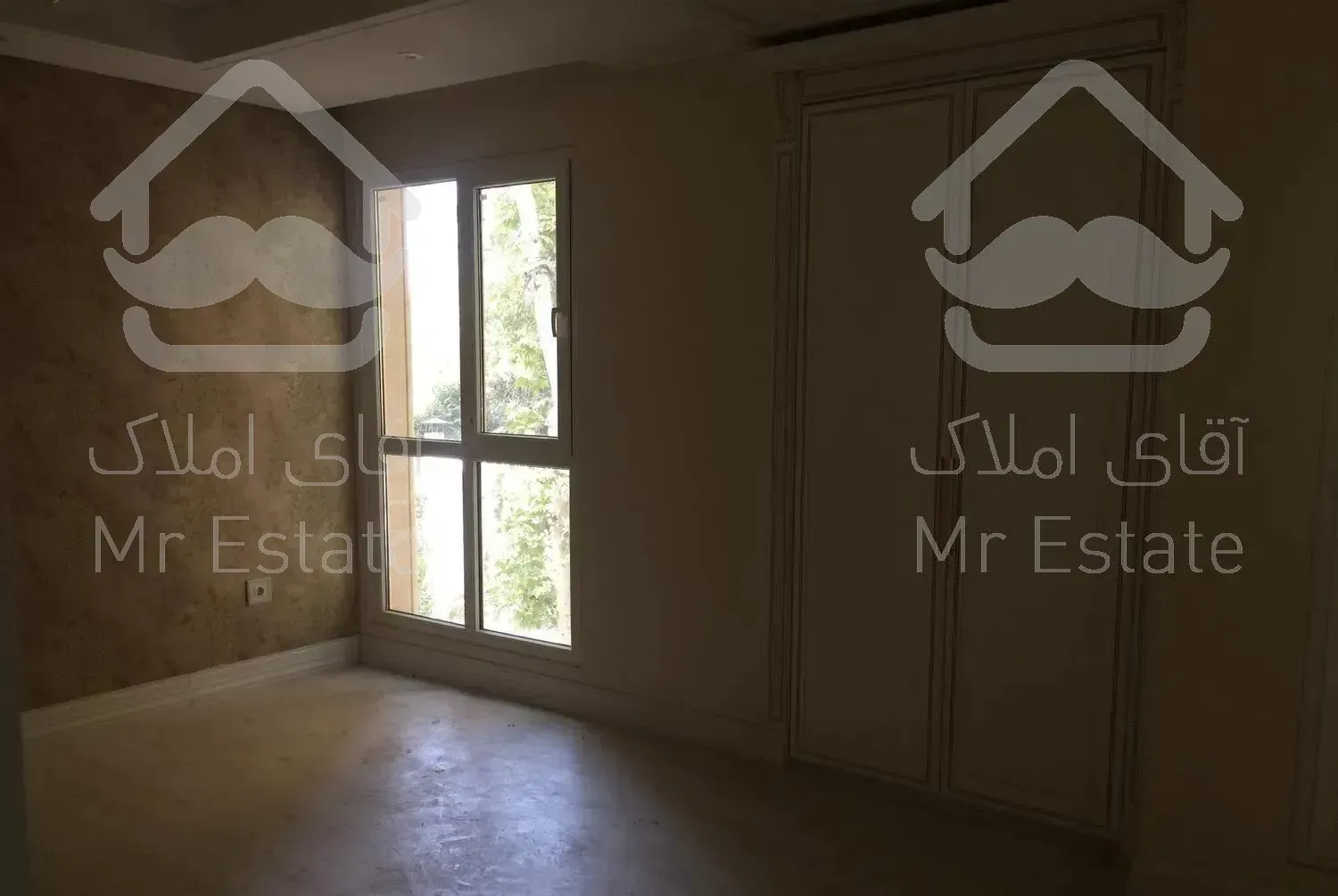 آپارتمان ۲۱۰مترباغ فردوس دید