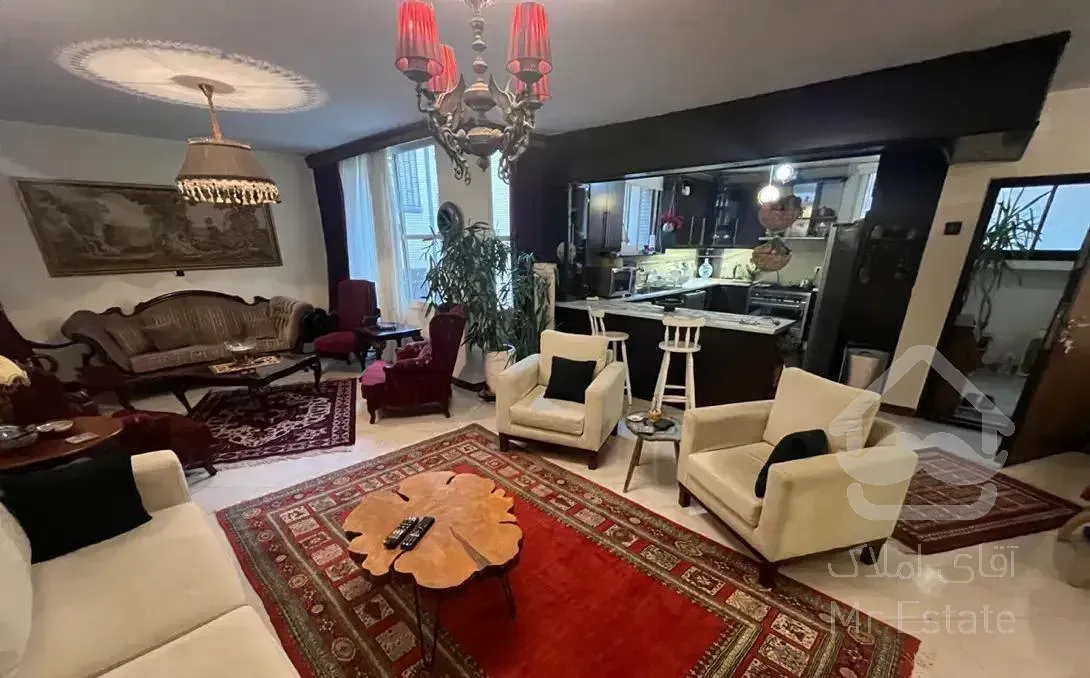 ۱۴۰متر۳خواب(ویلا آپارتمان-خیابان عمار)