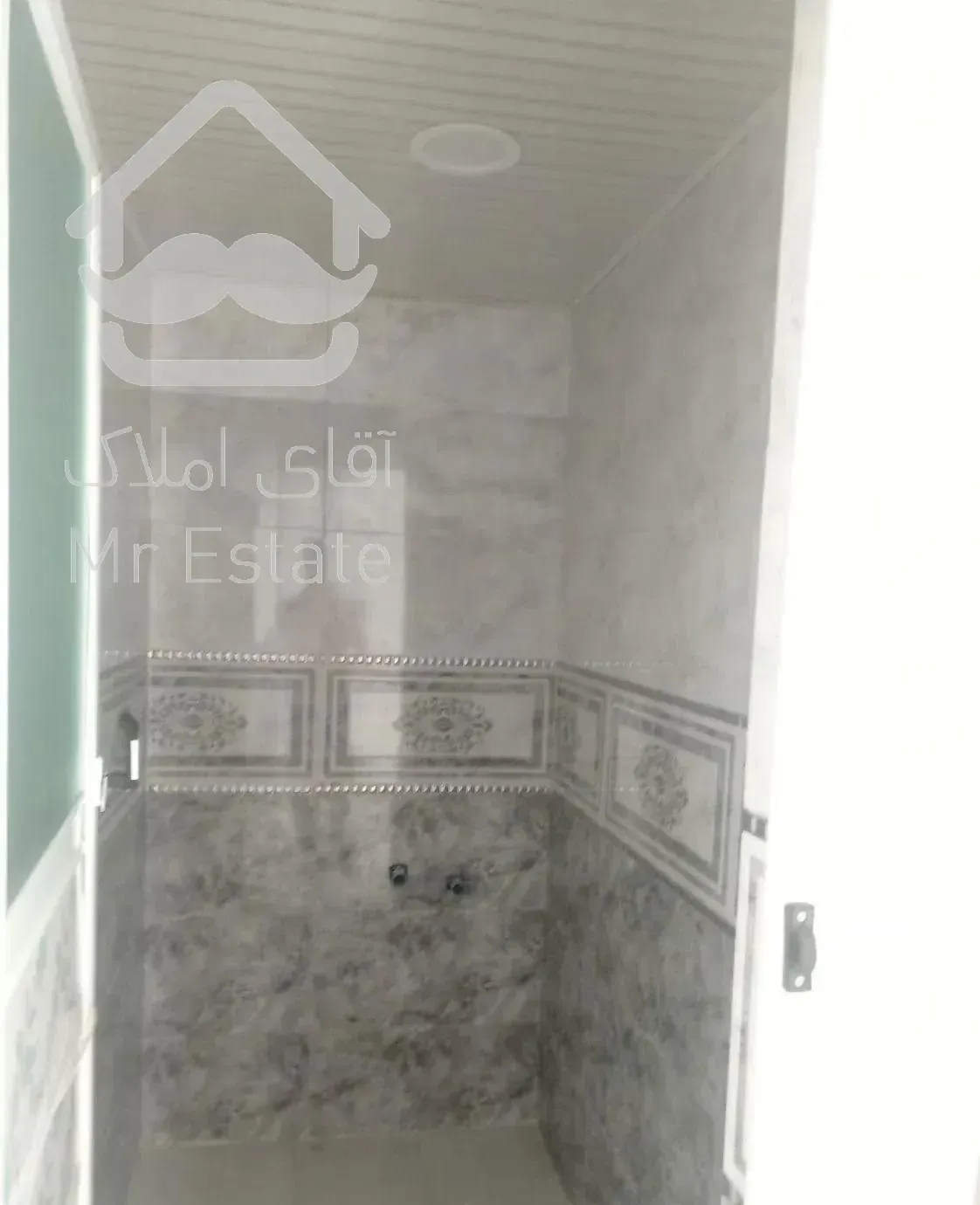 ویلا ۲۳۰متر شهری