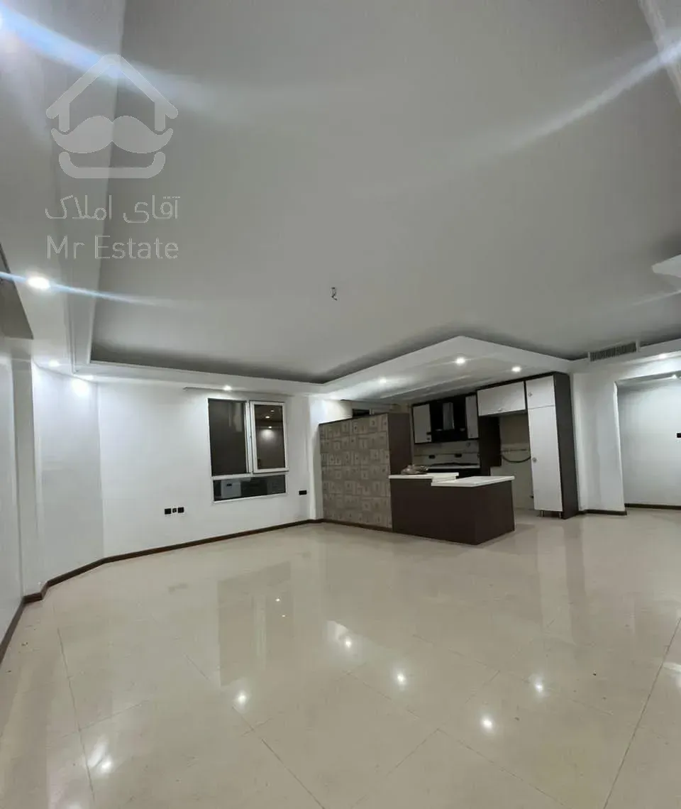 فروش آپارتمان 103متر3خواب 3جهت نورواقع در نیاوران