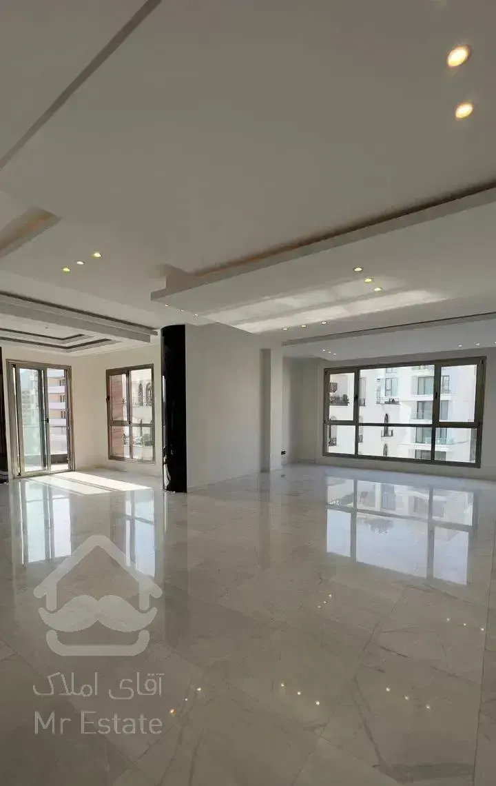 270متر 3 خواب محمودیه تراس قابل چیدمان ویو ابدی