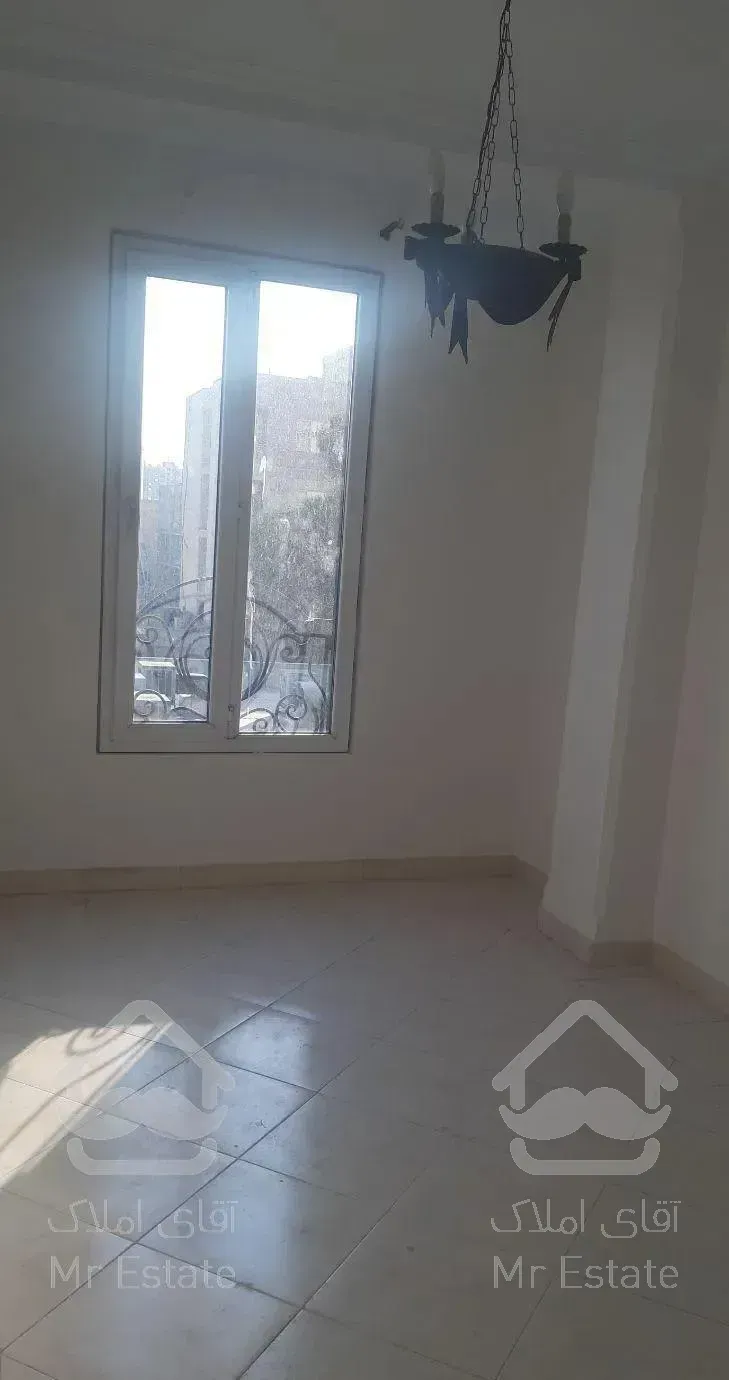 ۹۵ متر اپارتمان شریعتی