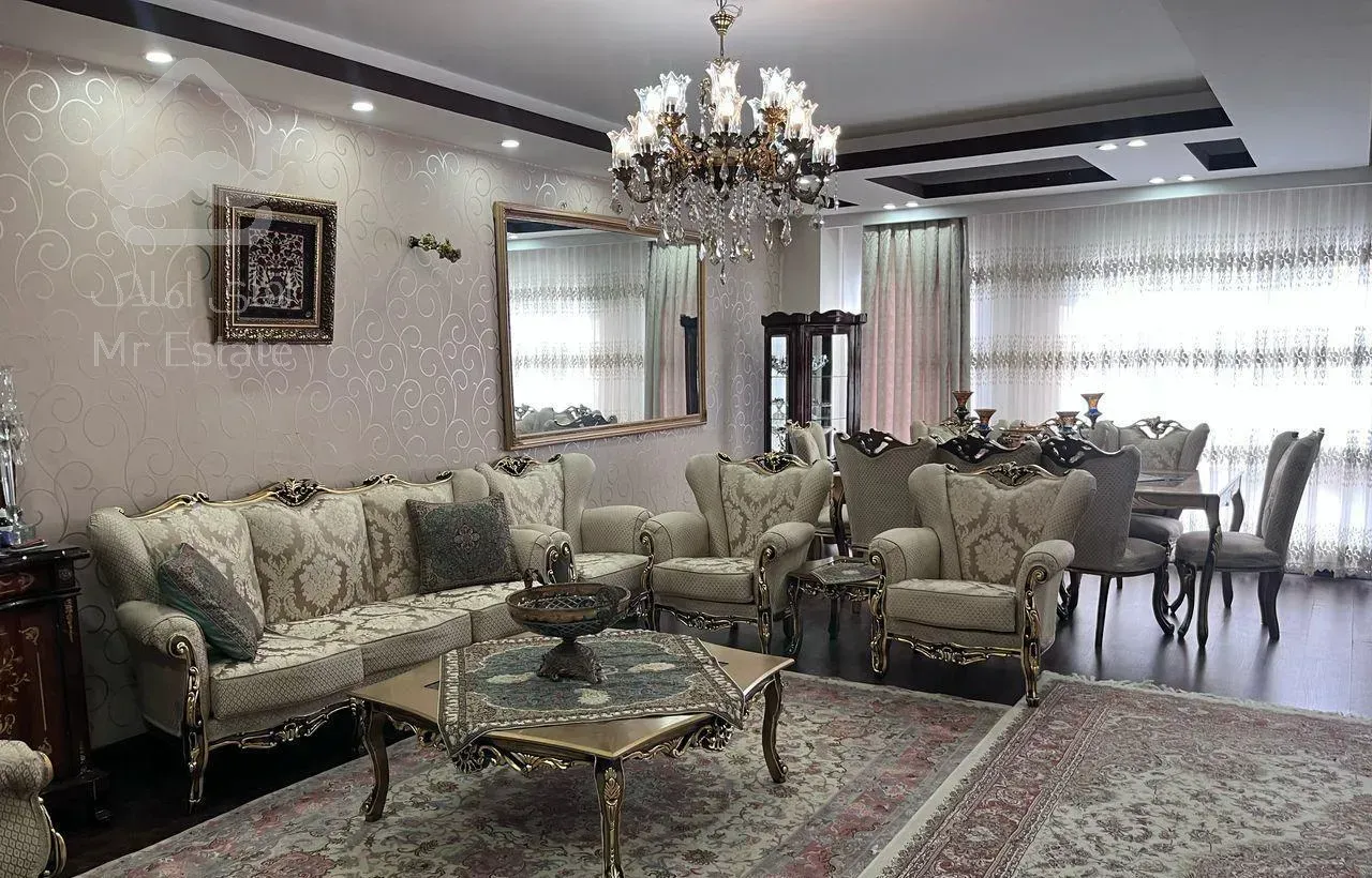 فروش آپارتمان ۱۲۰ متری ۳ خوابه در صادقیه