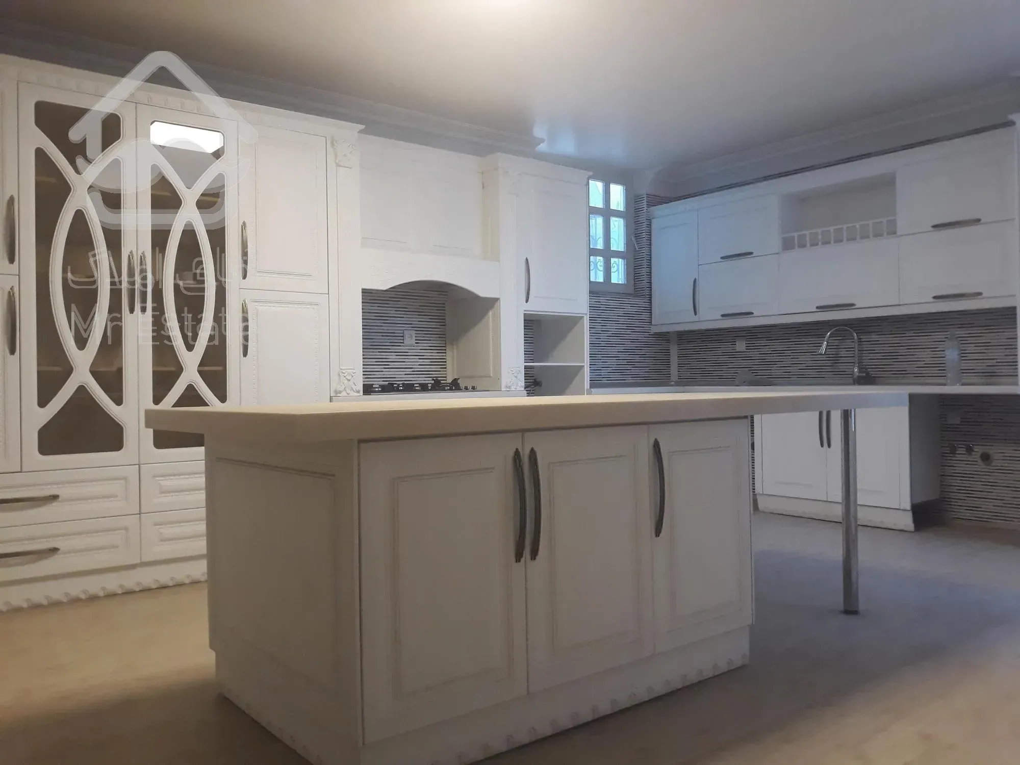 ۹۰۰ متر - شهرک غرب - ویلایی دوبلکس - فول مشاعات - دربست