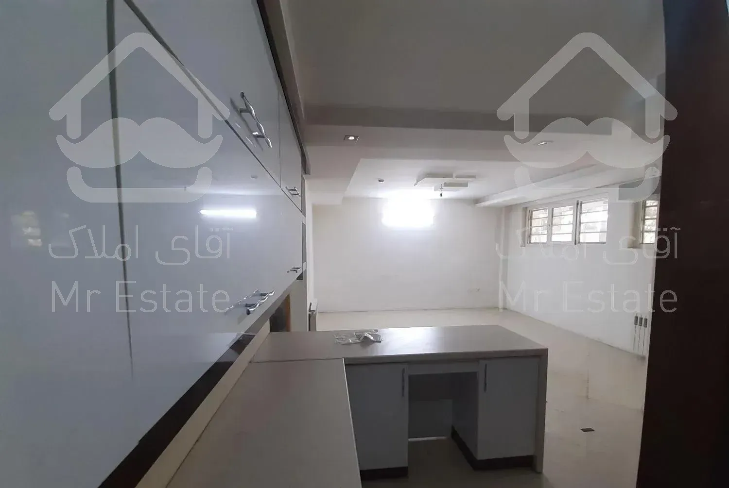 آپارتمان ۷۰ متری سناباد