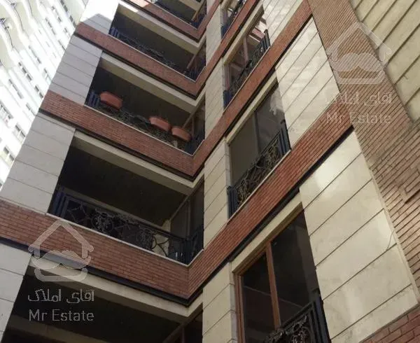 آپارتمان آ۱۲۳ متر ۲ خواب ۵ ط۲ واحدی ط ۳