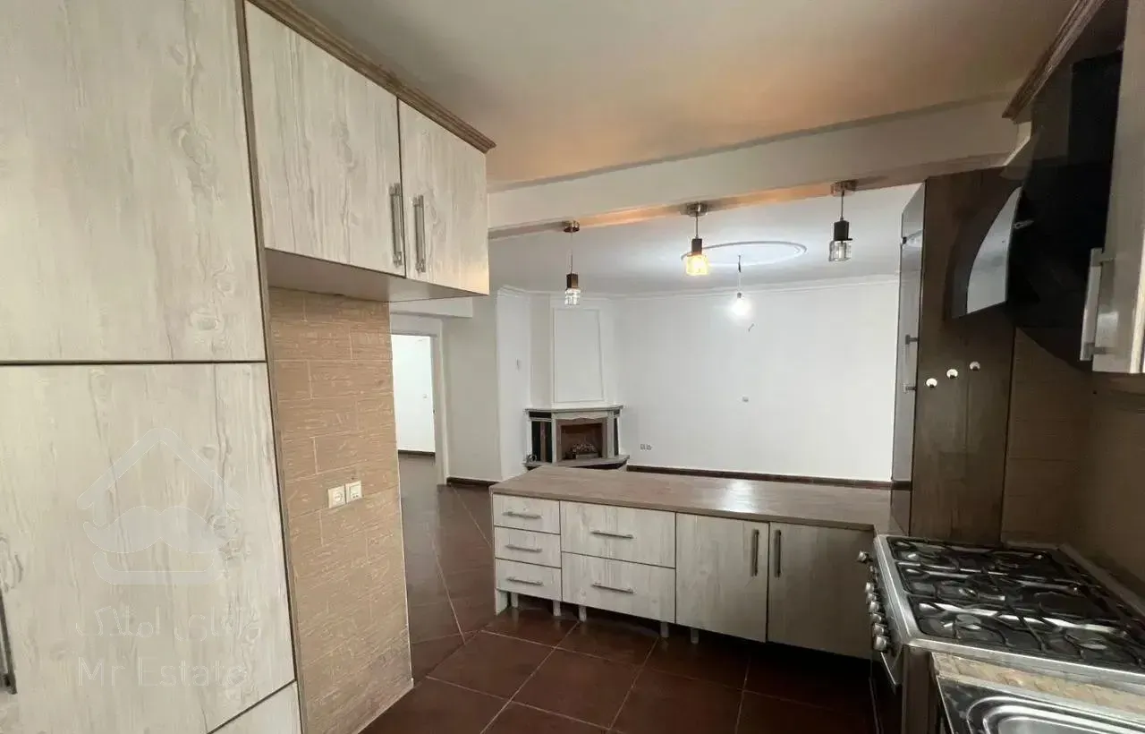 میدان سماء ۹۵متر ۲ خواب   قابل تهاتر با ماشین