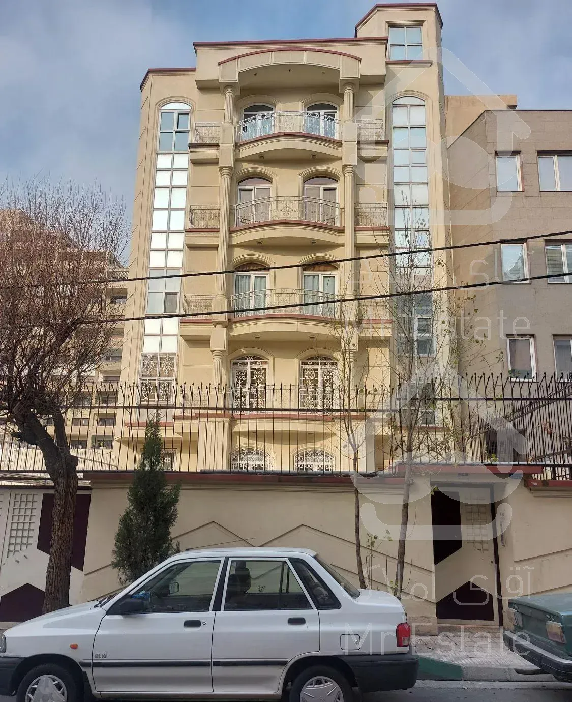 شیخ بهایی ۱۵۵ متر سه خواب تک واحدی