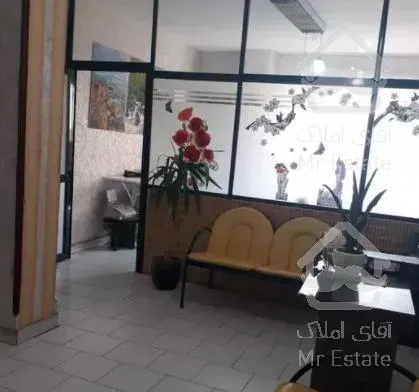 اداری ۶۴ متر سیدخندان بر اتوبان