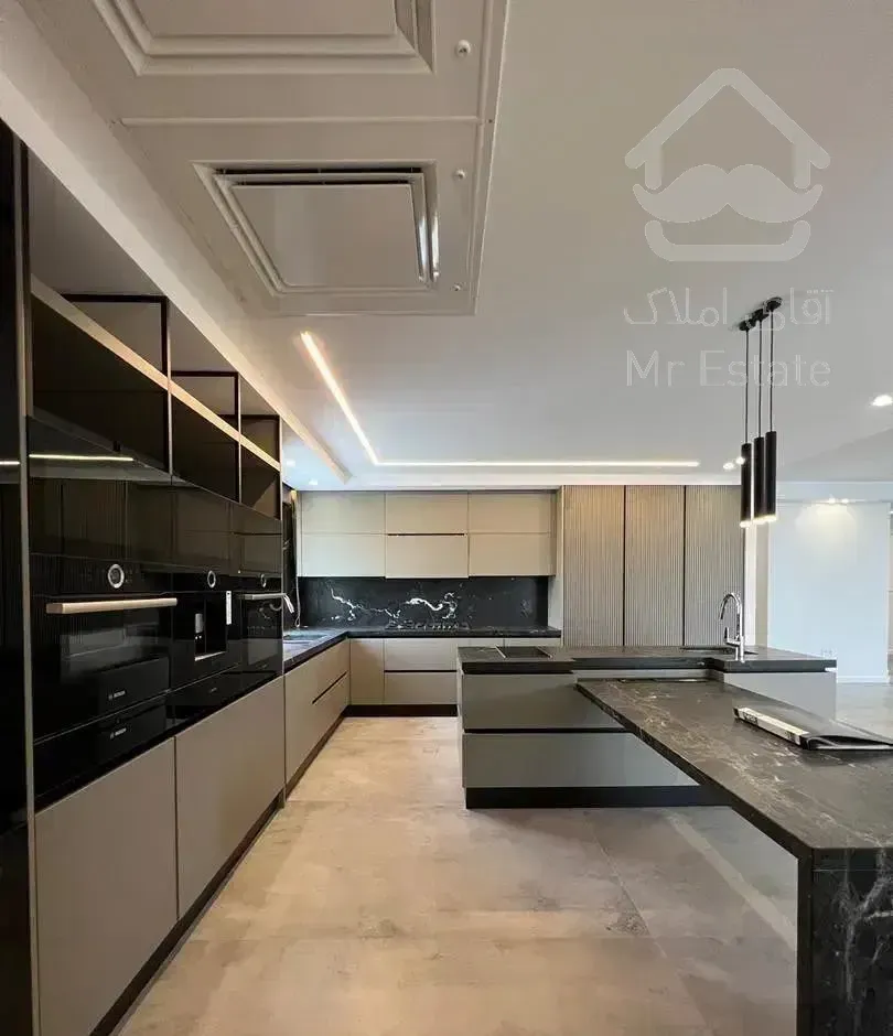 ۲۰۰متر۳خواب‌مستر تکواحدی*مشاعات بینظیر*۲پارکینگ