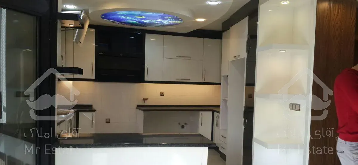 160 متر آپارتمان 3 خواب مکان امن و آرام