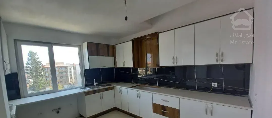 آپارتمان ۱۳۵ متری، مرکز شهر