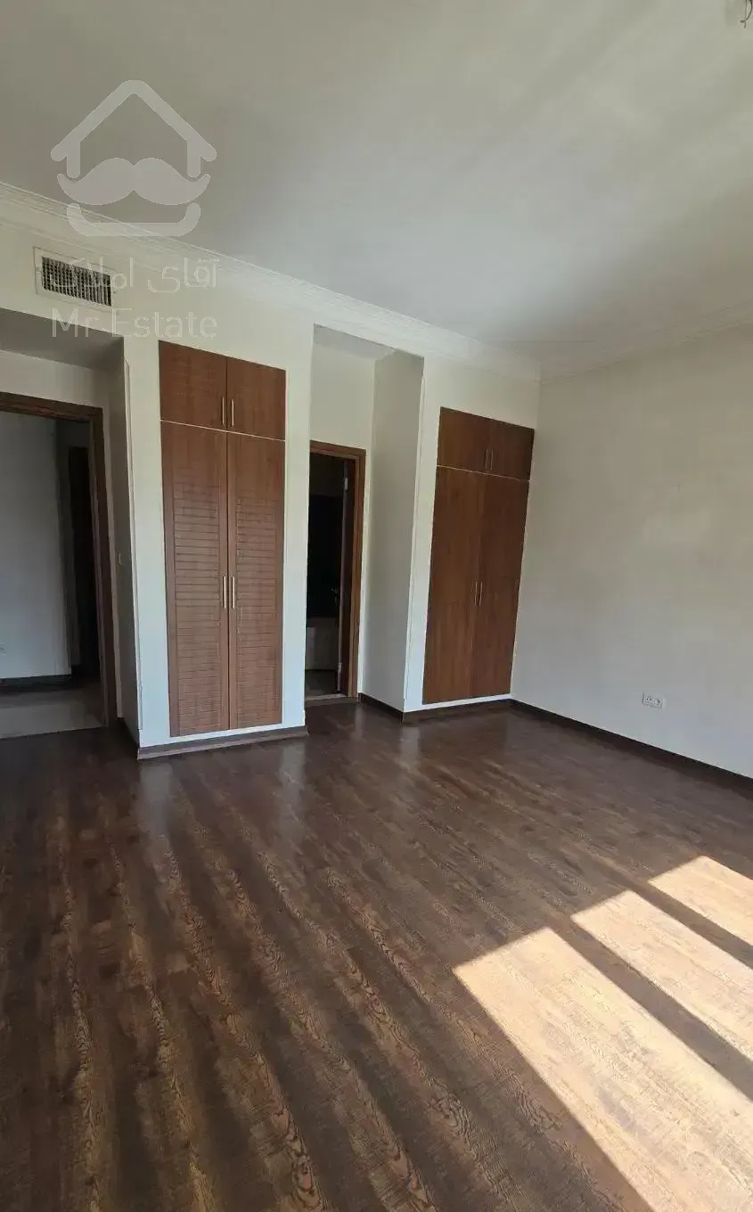 پاسداران ۲۱۵متر خوش نقشه فول