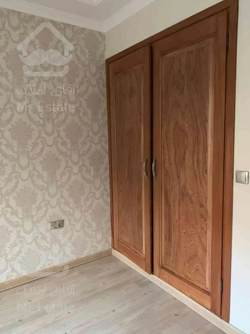 رهن کامل آپارتمان ۲۳۰ متری فرمانیه