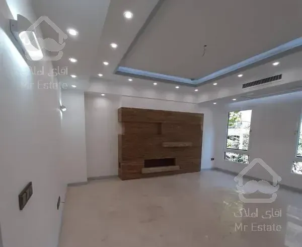 ۲۰۵ متر تراس قابل چیدمان ویودار