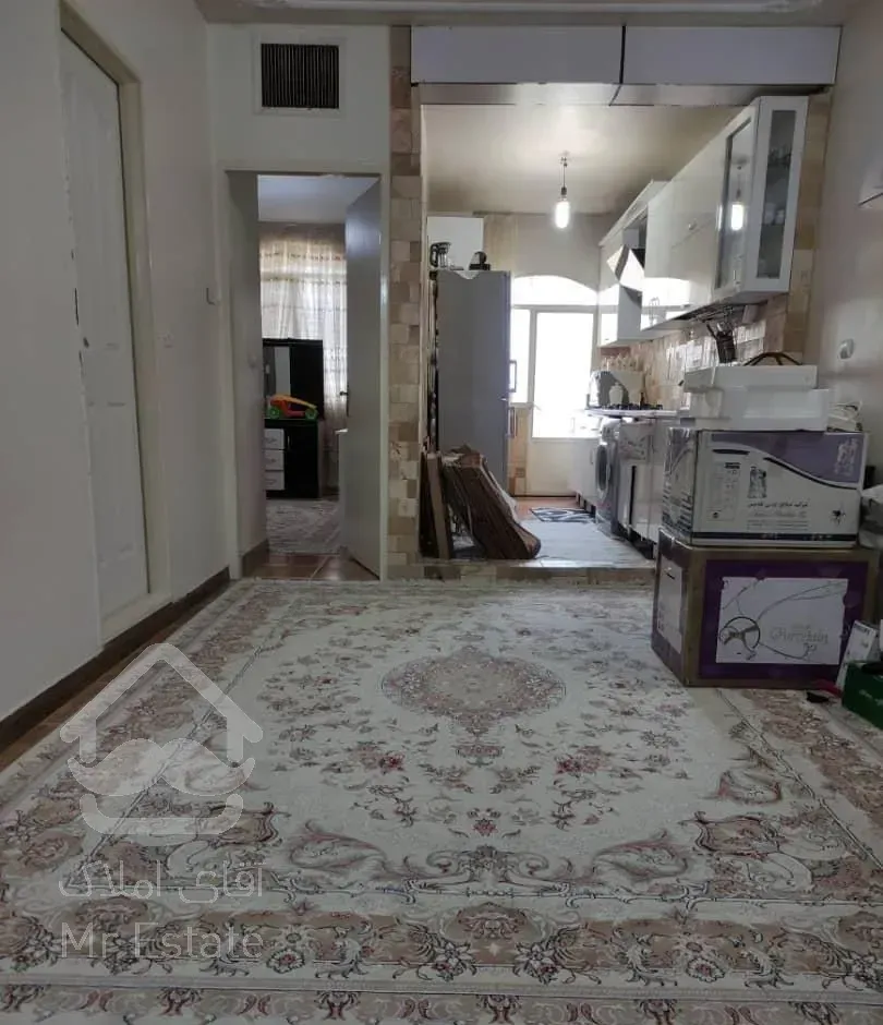 فروش آپارتمان ۷۰ متری مسلم با پارکینگ و انباری