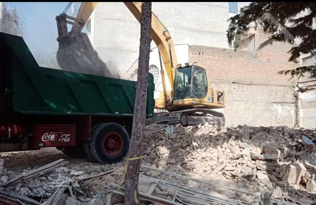 تخریب خاک برداری