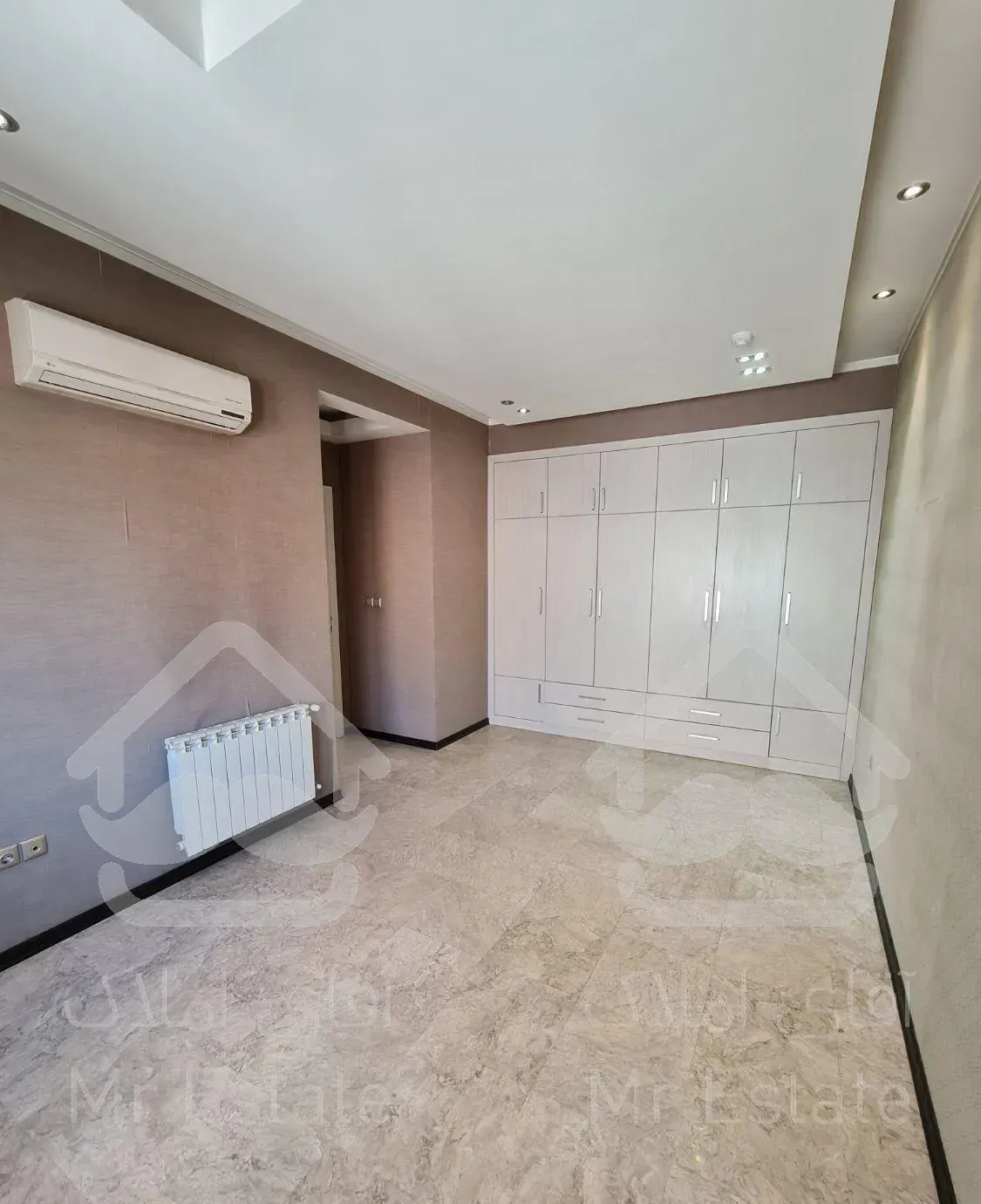 ۱۰۴متر/آپارتمان/شهرک غرب/مدرن