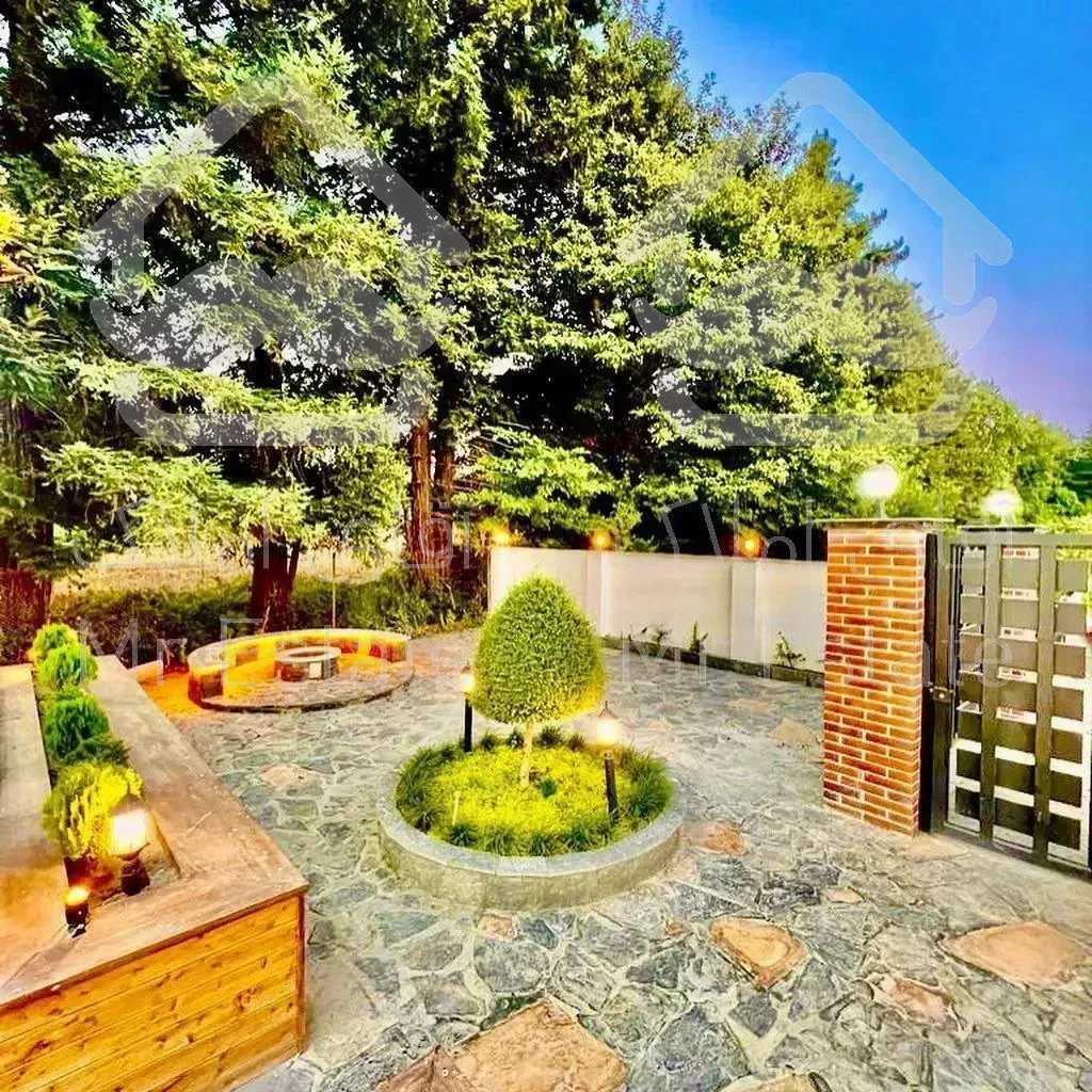 ویلا جنگلی تریبلکس نما مدرن استخر دار روف گاردن