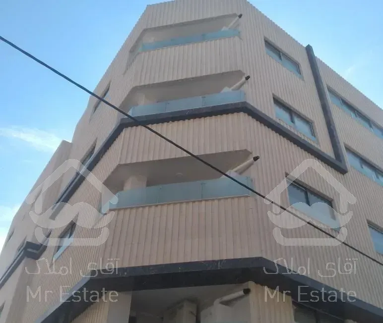 تهیه ونصب انواع شیشه سکوریت و دوجداره ساختمانی