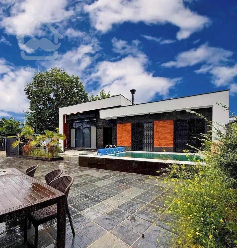 ویلا مبله رو به جنگل/360 متر با روفگاردن و استخر