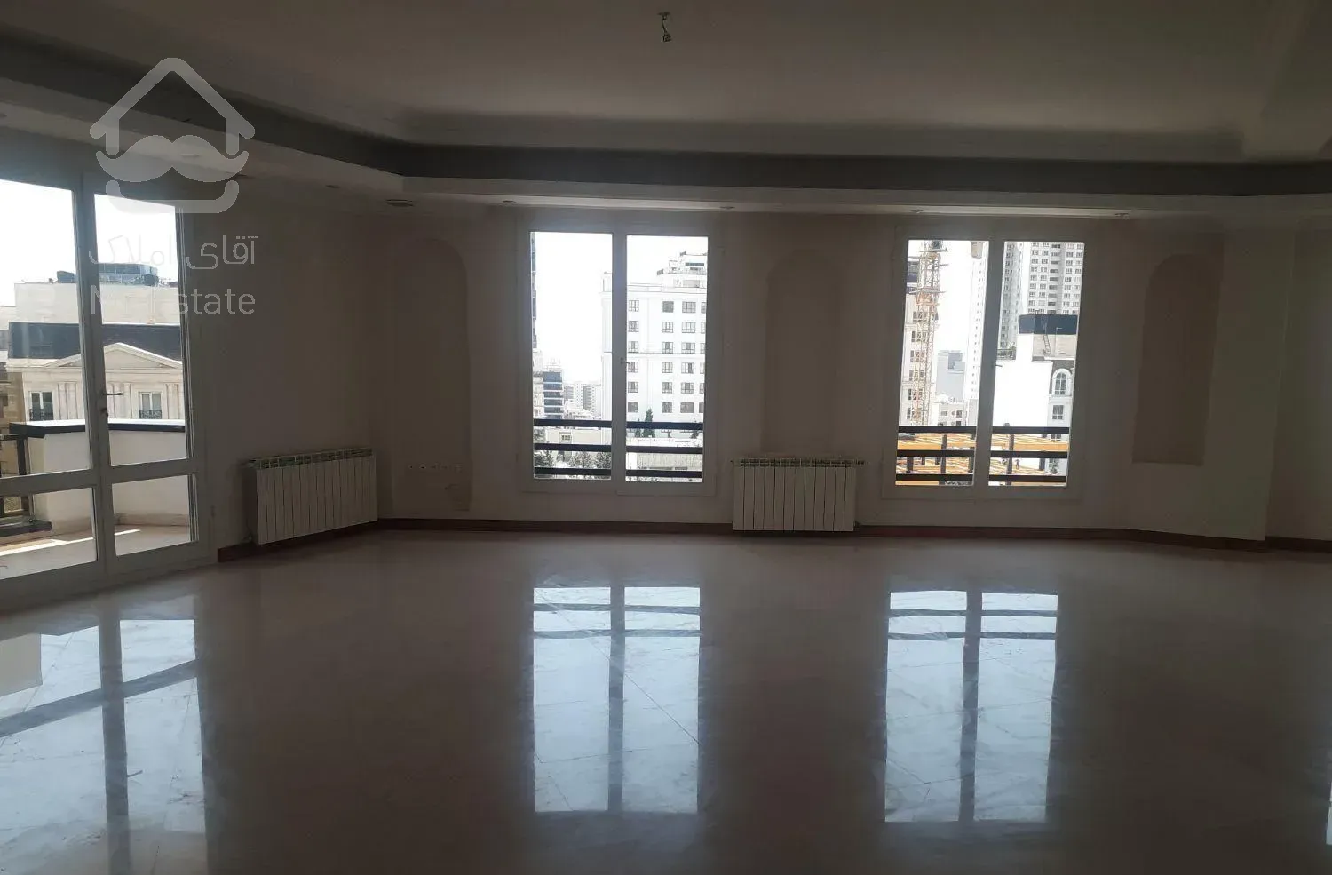 فروش آپارتمان ۲۵۵۰ متری ۴ خوابه گلستان شمالی