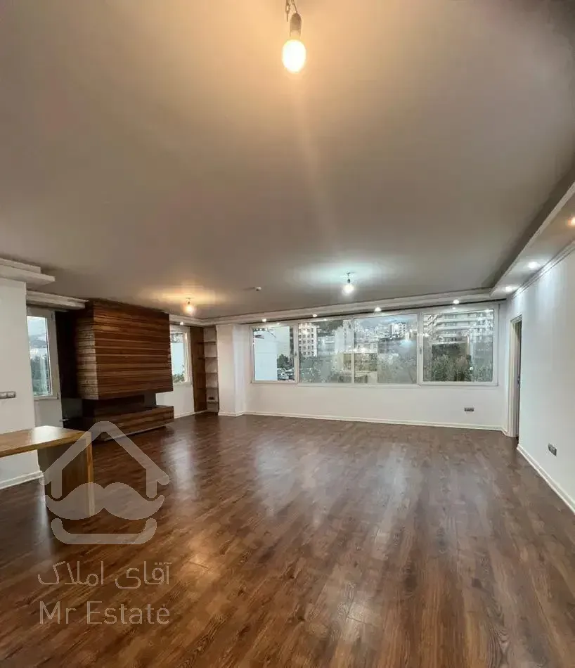 ۱۷۰ متر / دسترسی عالـی/ نور و ویو خـدا