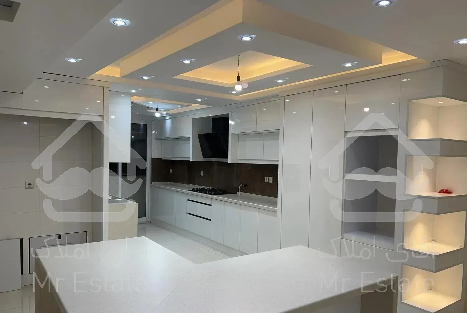 آپارتمان۲۰۰متری۳خوابه تک واحدی نوساز جابرانصاری