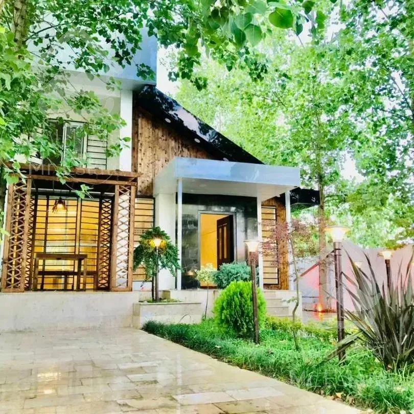 خرید باغ ویلای ۳۲۰ متری در نور