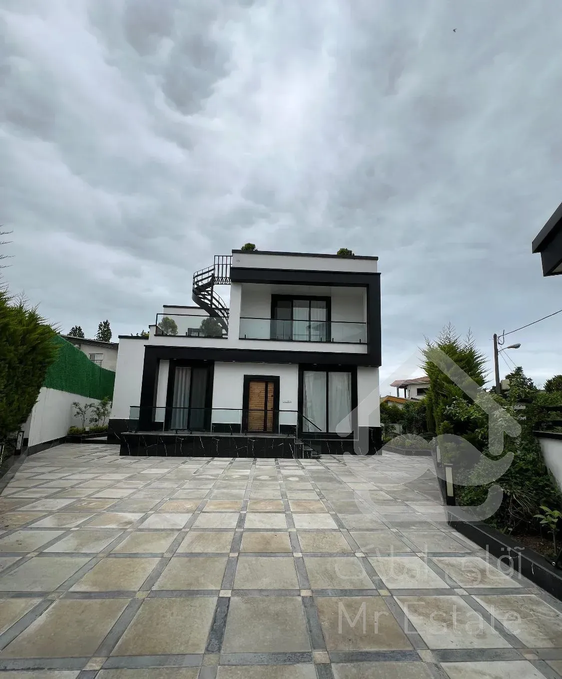 فروش و تهاتر ویلای نوساز استخر دار چالوس