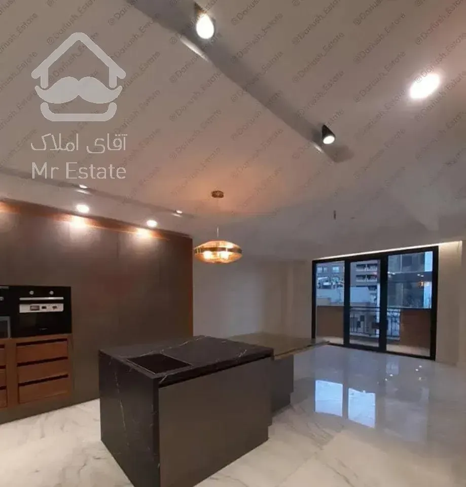 آپارتمان،۲۱۵ متری، ۳ خوابه ، غرق نور و ویو، ط ۸