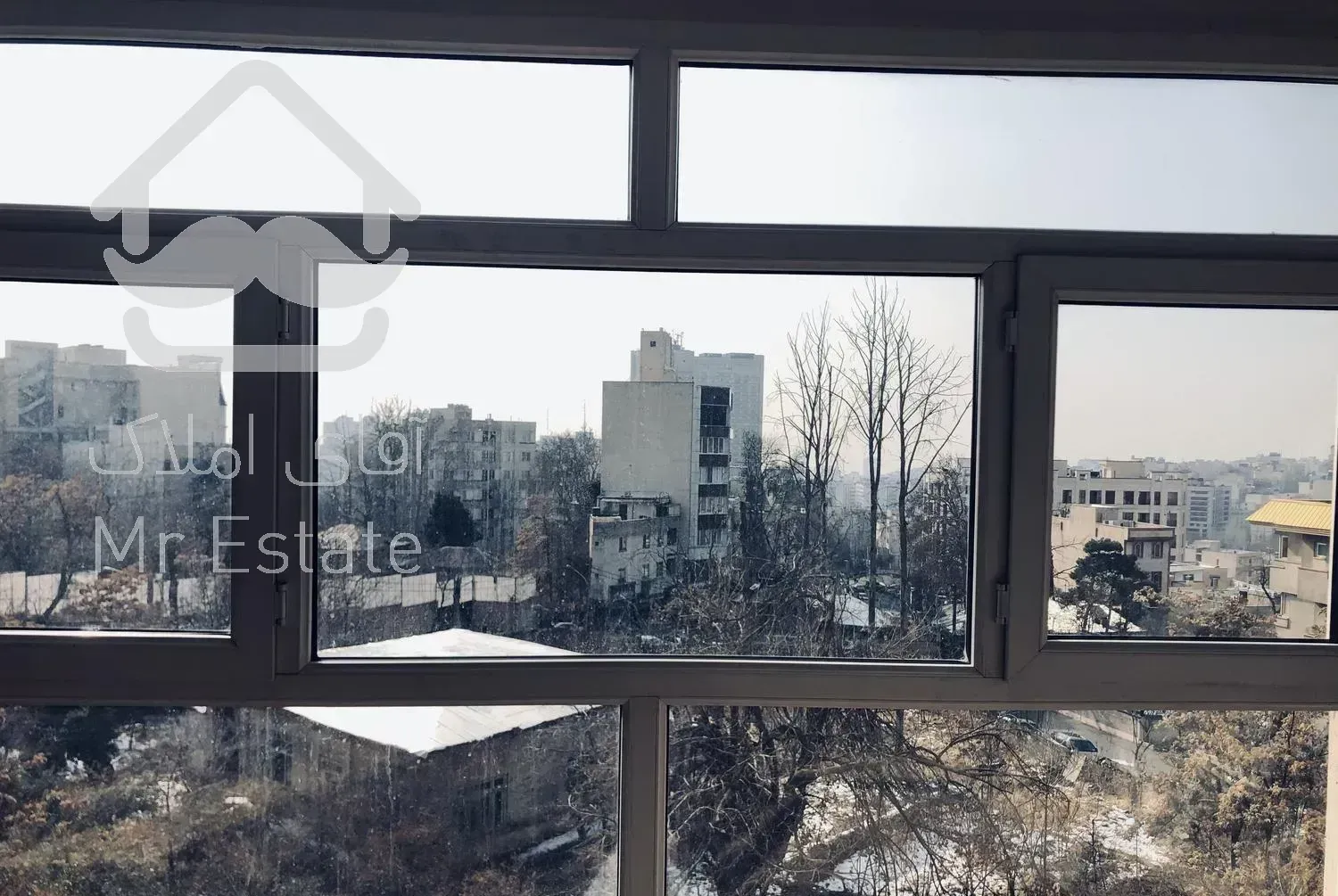 اوین / ۱۵۰ متر / ویو دار بدون مشرف