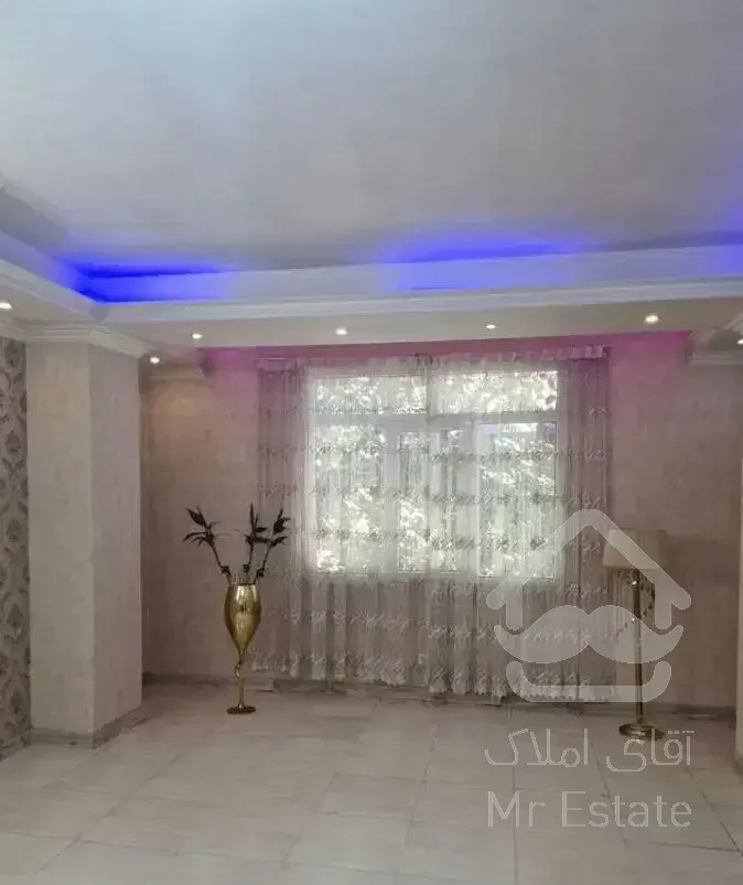 ۷۳متر دو خواب . پارکینگ . انباری آسانسور