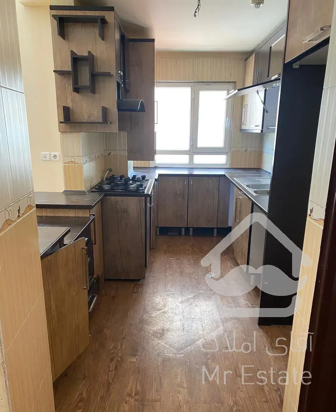 ۱۰۰متر دریاچه چیتگر برج سما بلوک c9 باقری