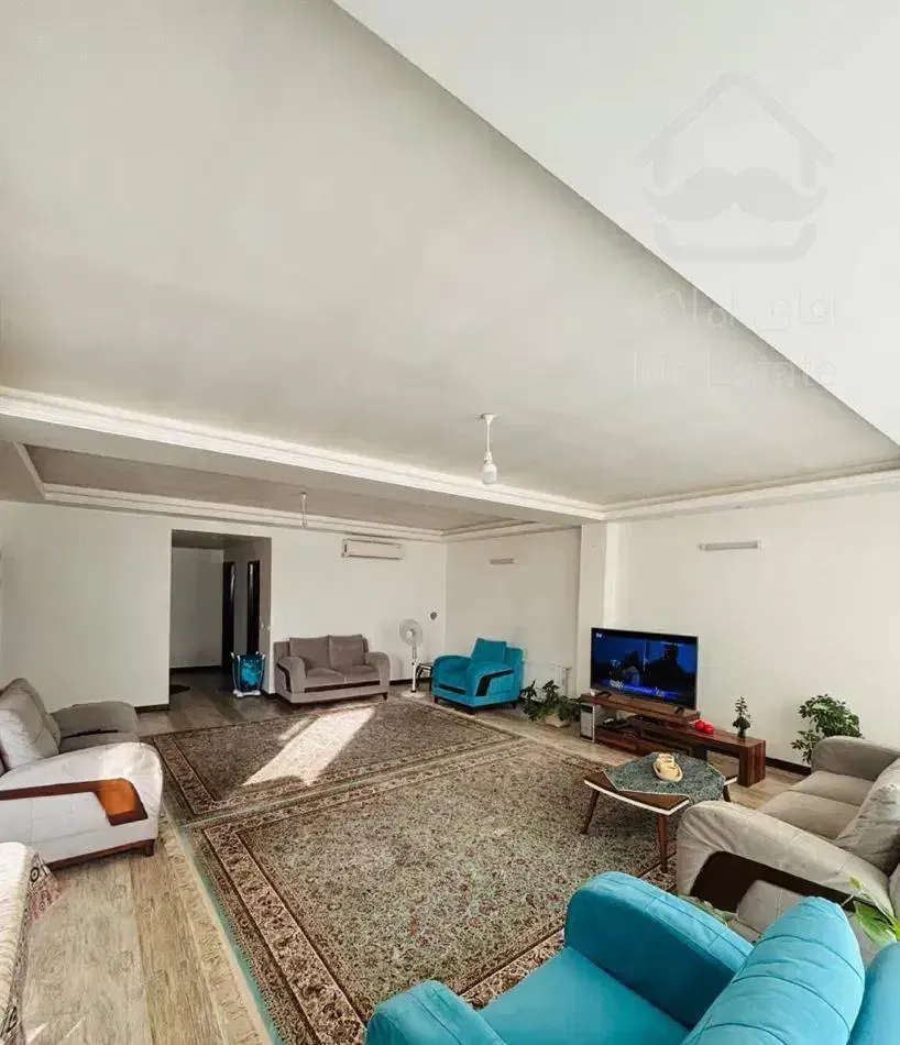 آپارتمان۱۳۱متری/اوایل تختی/۳خواب/فول امکانات