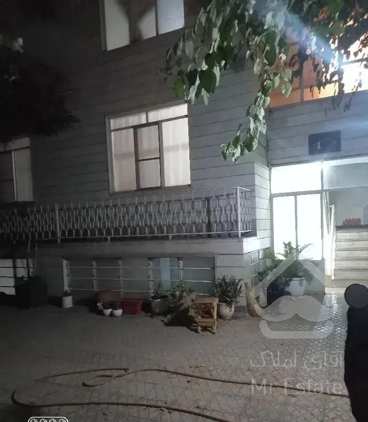 اجاره ۱۲۰متری حیاطدار امین حضور