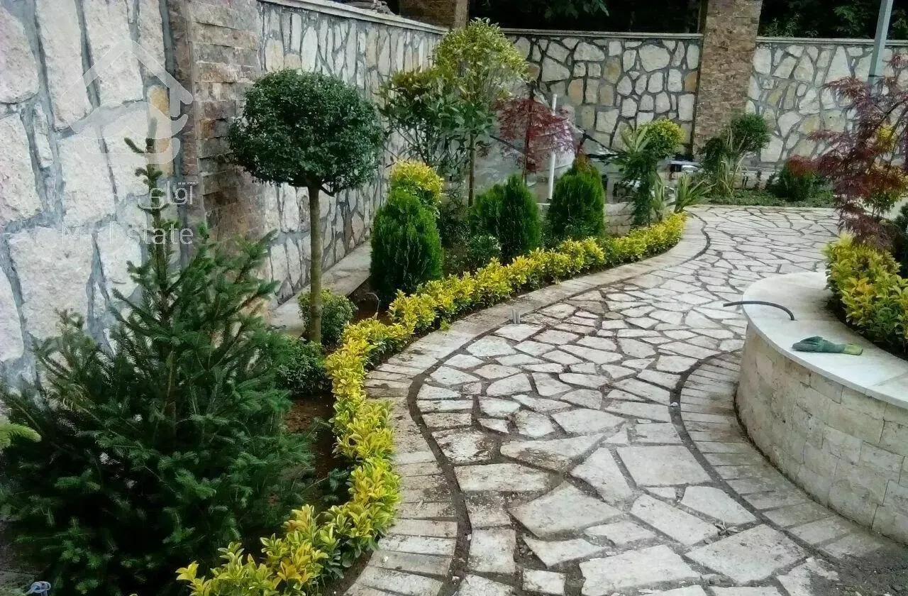 خدمات باغبانی و باغچه کاری اجرای فضای سبز