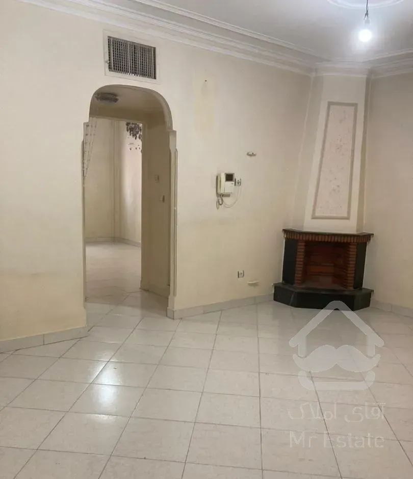 آپارتمان ۷۳متر/دو خواب/تک واحدی/پارکینگ دار