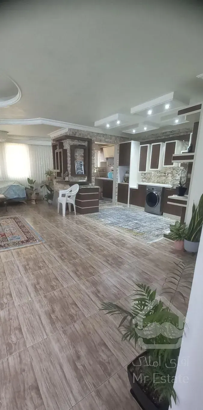 فروش آپارتمان ۱۰۷ متری آسانسور دار  خ جویبار