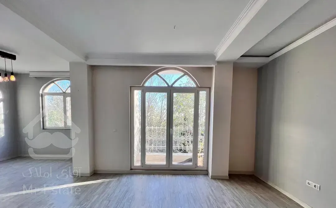 آپارتمان ۹۰ متر دو خواب دارآباد