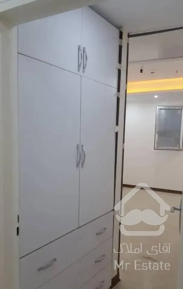 ۱۲۰متر ۲ خواب / کلید نخورده / دریاچه چیتگر