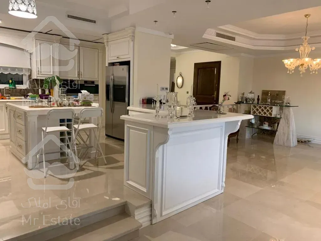 350 متری نیاوران