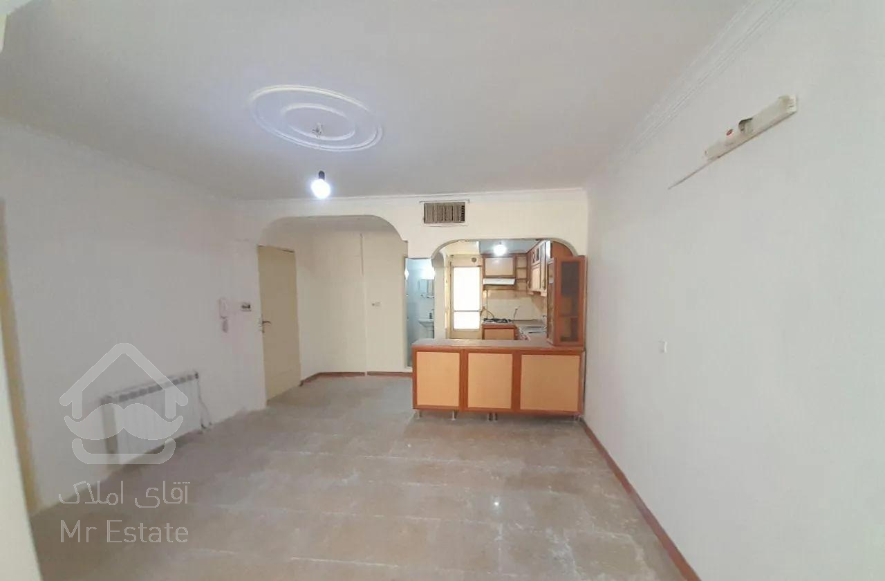 57متر/شهر زیبا / سالن پرده خور فول امکانات