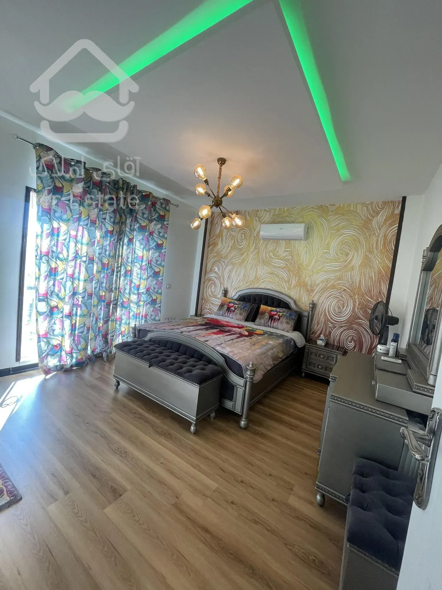 فروش فوری ویلا ۳۰۰ متری در سرخرود